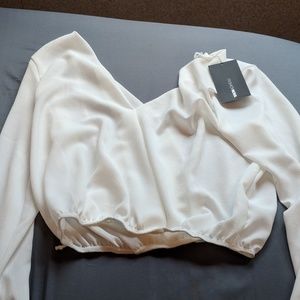 White FASHION Nova Crop top